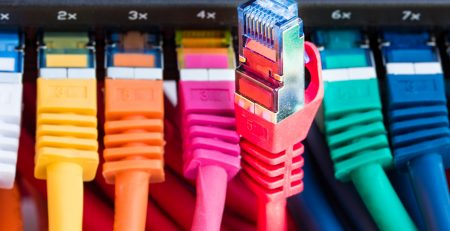 Gigabit Ethernet ve Fast Ethernet Arasındaki Farklar Nelerdir
